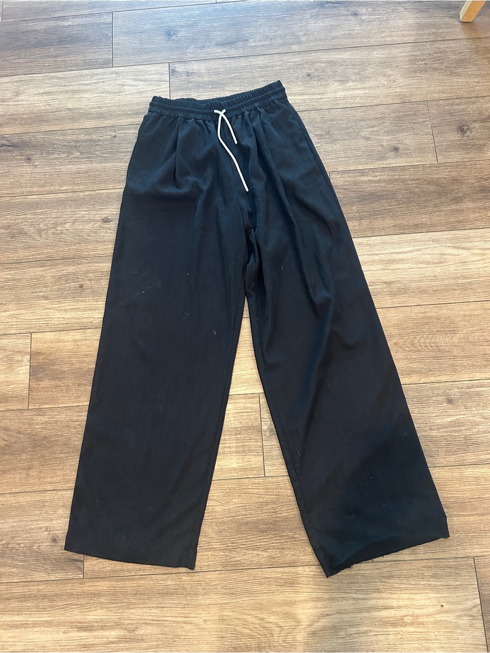 Zara Black Wide-Leg Drawstring Pants with White Tie size medium